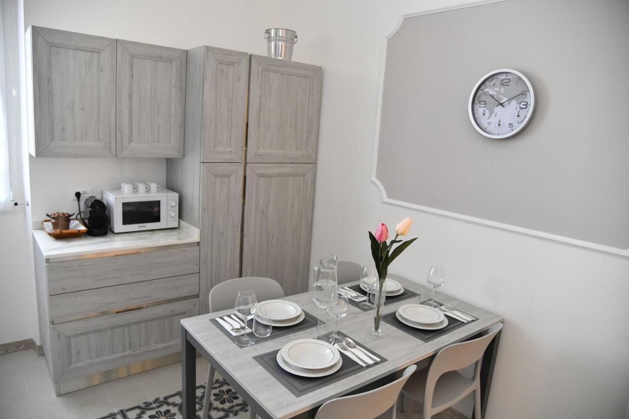 רומא Gracchi 56 - Luxury Apartment מראה חיצוני תמונה